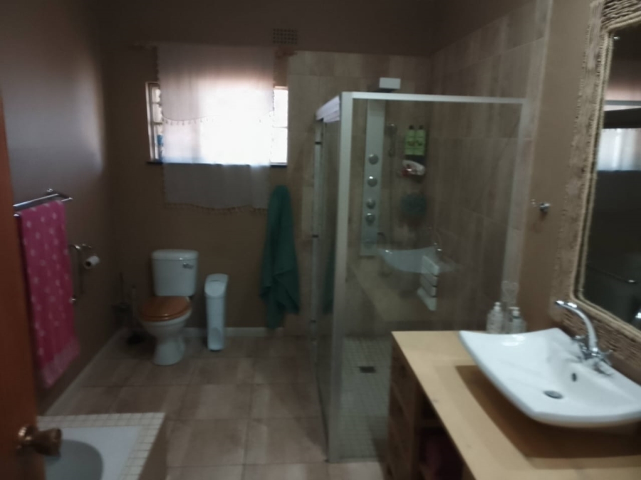 4 Bedroom Property for Sale in Bultfontein Free State